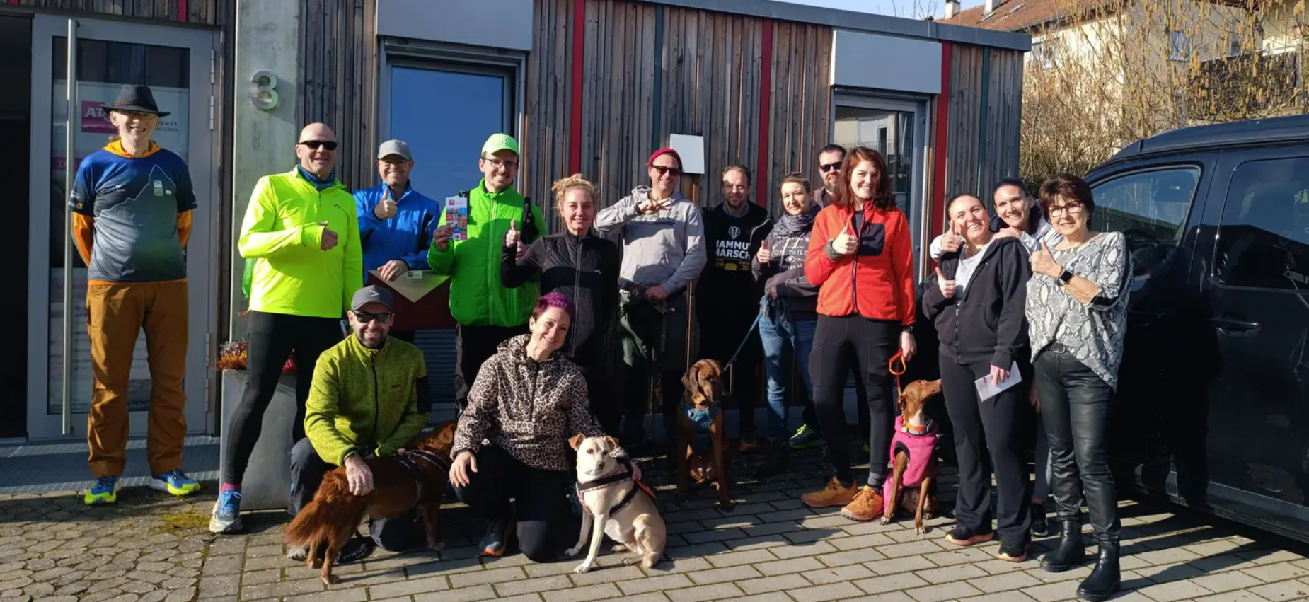 Spendenübergabe Bild 1